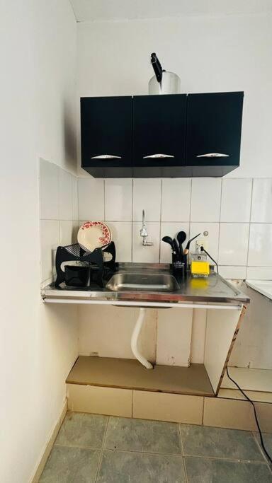 Kitnet Mobiliada Itapua Velha Apartment Vila Velha (Espirito Santo)